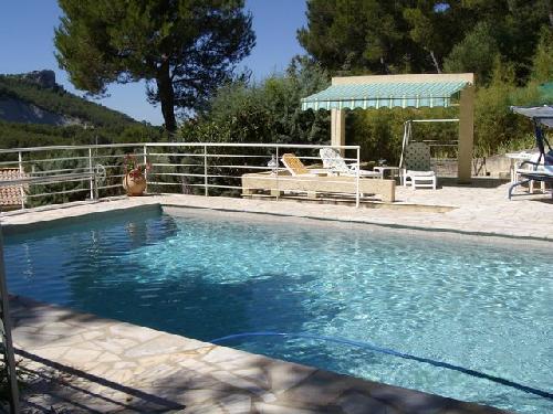 Vente villa Roquefort La Bédoule proche village avec piscine et vue dégagée
