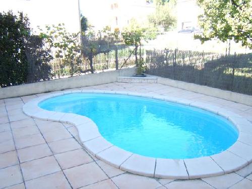Vente appartement Roquefort La Bédoule en rez de jardin avec piscine