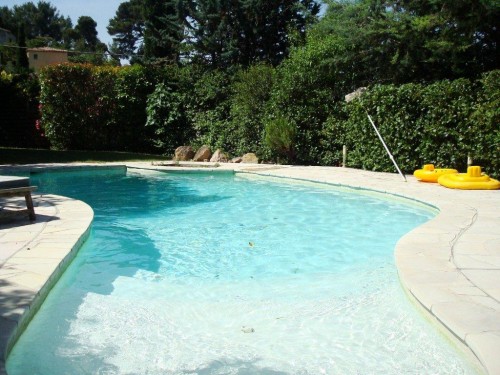 Roquevaire villa avec piscine